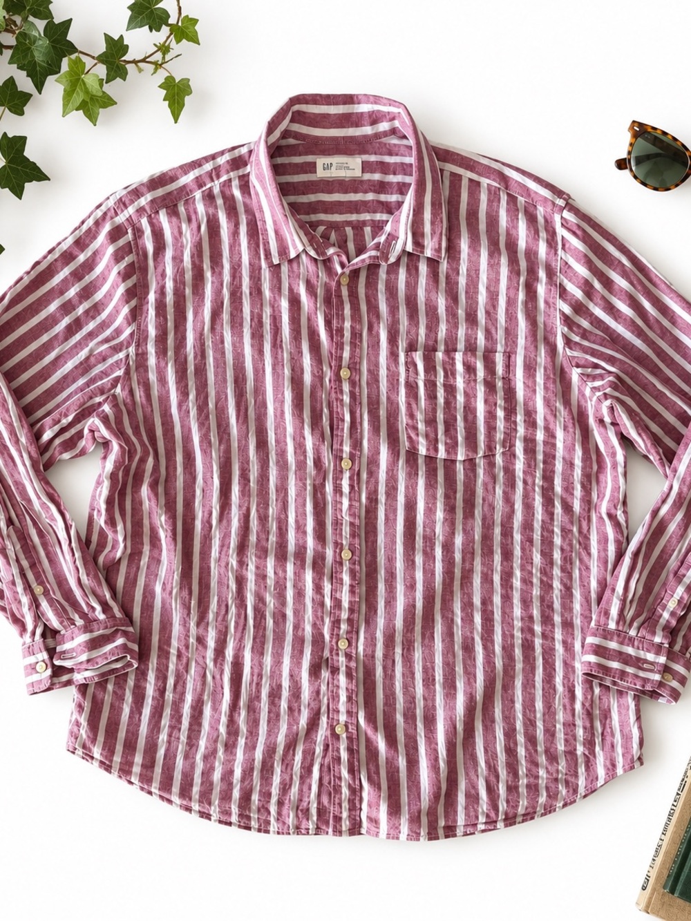 Gap white & red striped linen button down casual dress shirt Men’s size 2XL